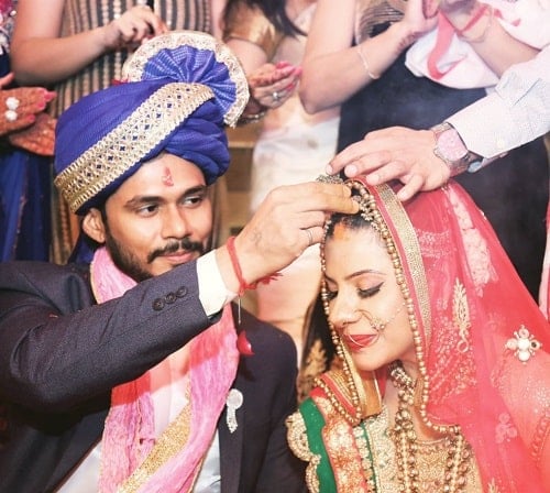 Sambhavna Seth and Avinash Dwivedi's wedding picture