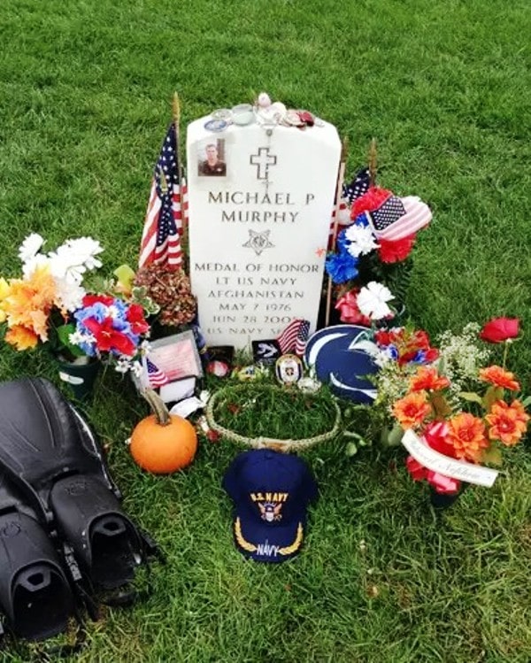 A photo of Michael's grave