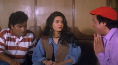 A still of Deepti Bhatnagar as Nitu Sinha from the Hindi film Ram Shastra (1995)