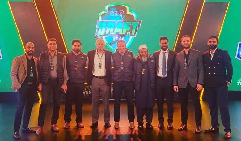 Alamgir Tareen (fourth from left) during the PSL Draft 2022