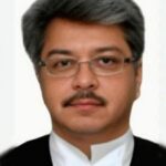 Justice Ashish J. Desai Age, Wife, Family, Biography & More