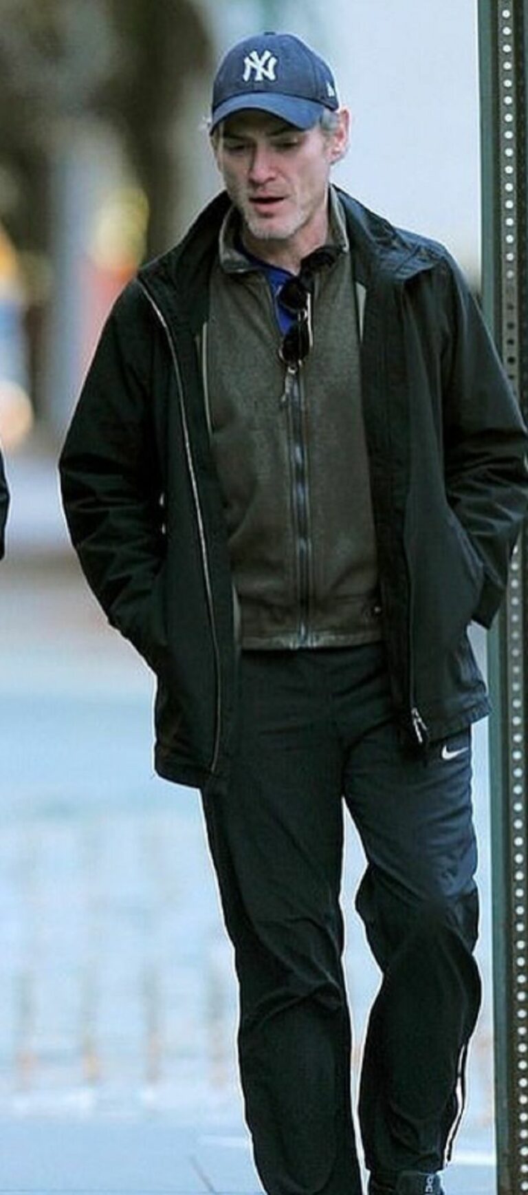 Billy Crudup Age, Girlfriend, Wife, Children, Family, Biography & More