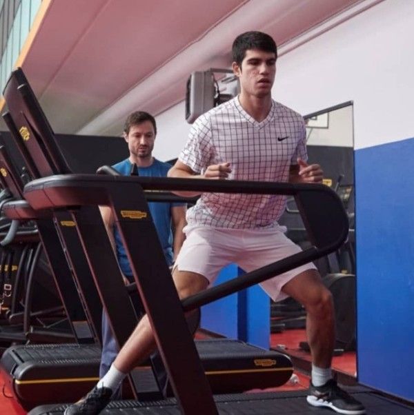 Carlos Alcaraz during a workout session