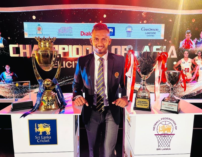 Dasun Shanaka while posing with the trophies in September 2022 during the Cricket Championship League