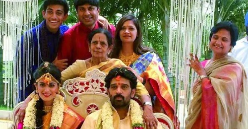 J. D. Chakravarthy's wedding picture