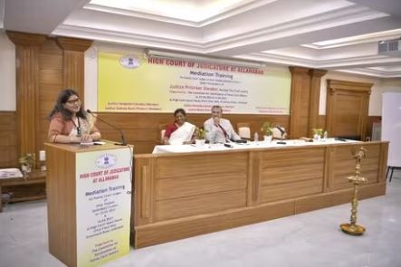 Justice Sunita Agarwal addressing a mediation workshop for family court judges in Prayagraj