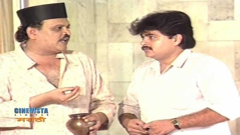 Prashant Damle in a still from the 1990 Marathi TV show 'Bhikaji Rao Crorepati'