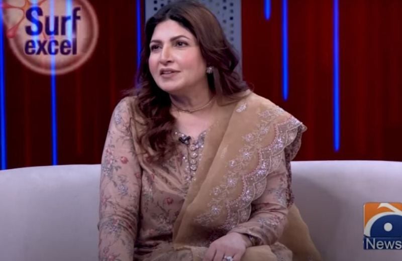 Shagufta Ejaz in the talk show 'Hasna Mana Hai'