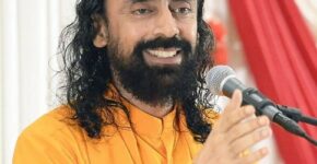 Swami Mukundananda