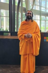 Swami Mukundananda Age, Wife, Children, Family, Biography » StarsUnfolded