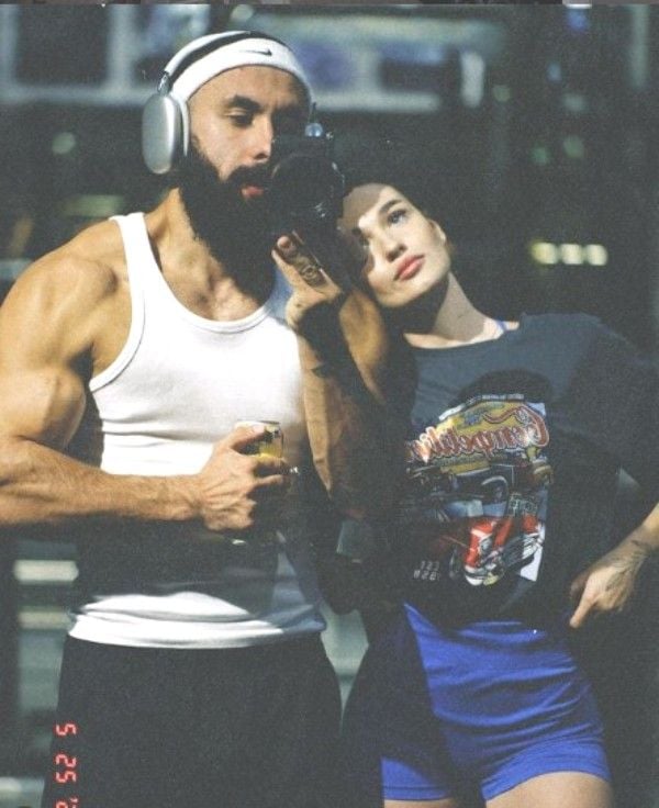 Anatoly Powerlifter wife: Is Anatoly Powerlifter married?