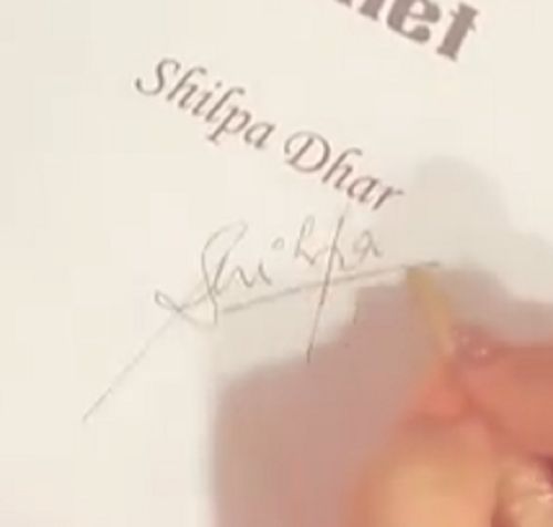 shilpa dhar signature