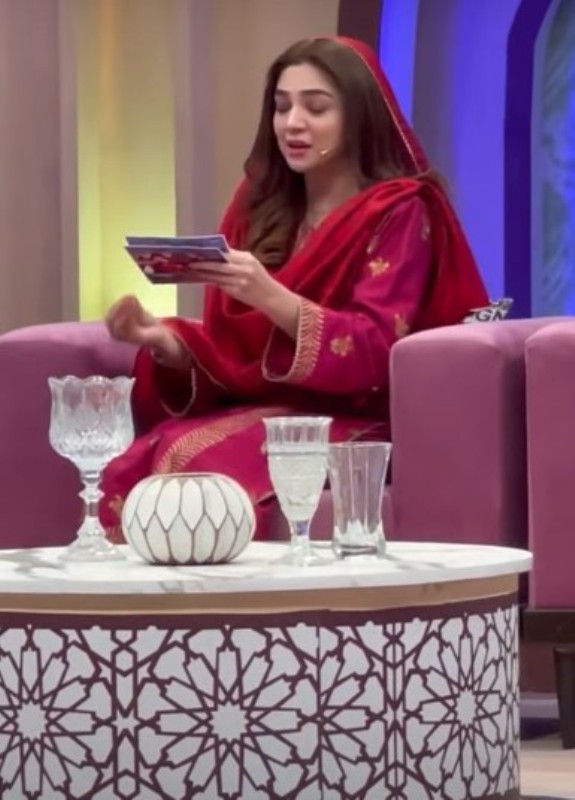 A screengrab from the 2023 Ramazan Transmission hosted by Natasha Ali