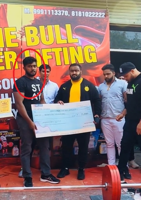 Ankit Baiyanpuria with the owners of Bull Nutrition Cafe