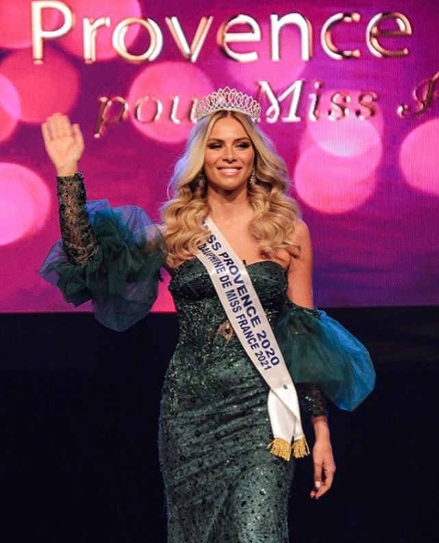 April Benayoum during the Miss Provence 2020