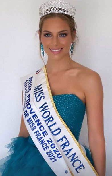 April Benayoum in Miss World France