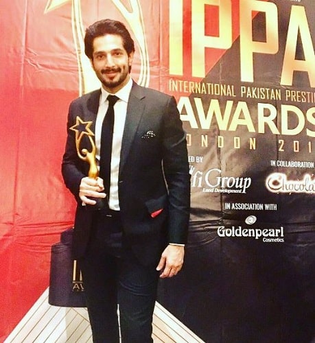 Bilal Ashraf with his IPPA award