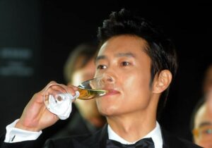 Lee Byung-hun Age, Girlfriend, Wife, Children, Family, Biography & More
