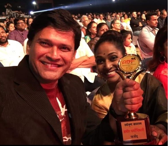 Sameer Dharmadhikari with Best Villain Award