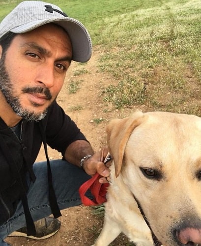 Tsahi Halevi with his pet dog