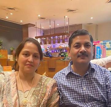 A picture os Uditi Singh's parents