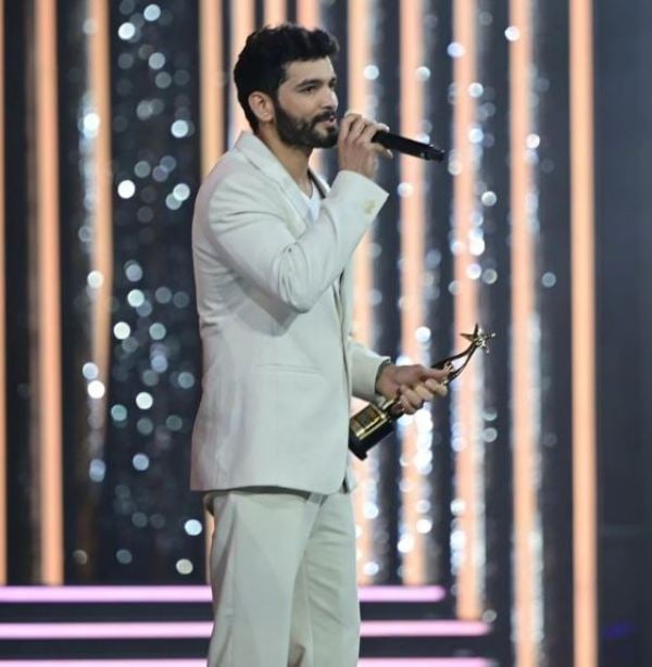 Diganth Manchale after winning the Best Actor in a Supporting Role Award at SIIMA 2023