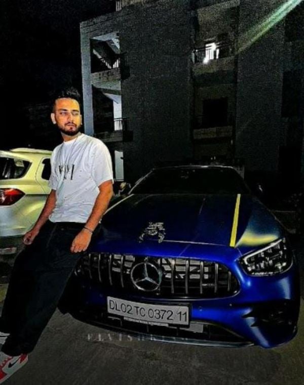 Elvish Yadav with his Mercedes-Benz AMG E53