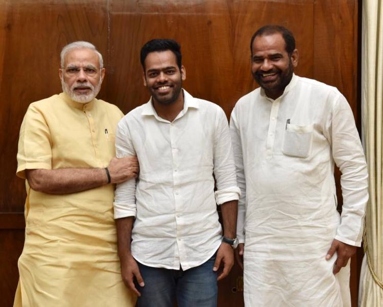 From left to right, Narendra Modi, Prashant Bidhuri and, Ramesh Bidhuri