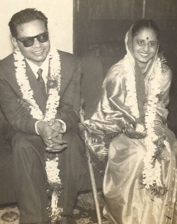 Mannu Bhandari on her wedding day
