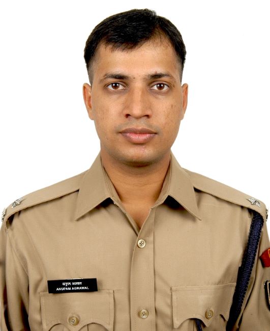 A photo of Anupam Agrawal taken after being commissioned as an officer from SVPNPA