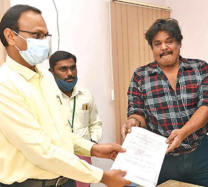 Actor Mansoor Ali Khan filing nomination as independent candidate to contest in Thondamuthur Constituency in March 2021