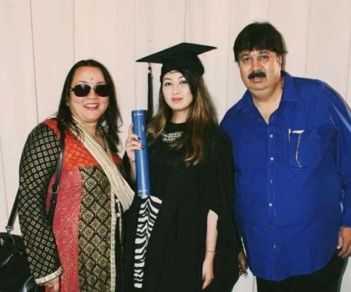 Eshani with her parents