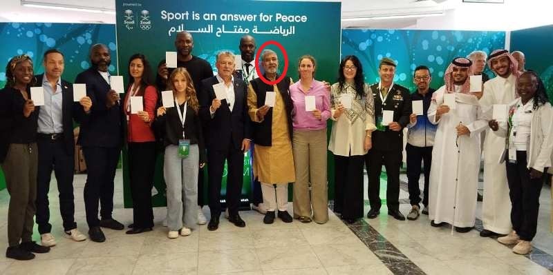 Kailash with other delegates at the Peace and Sport Middle East Forum in Riyadh