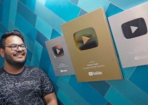 Shivam Trivedi with his YouTube play buttons