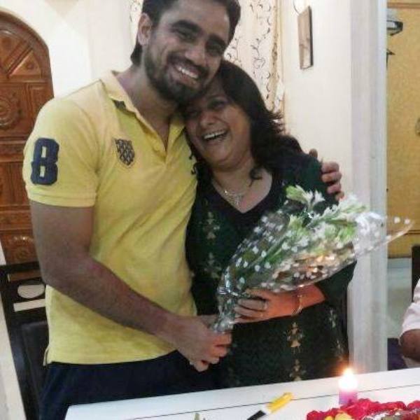 Vishal Pinjani with his mother 