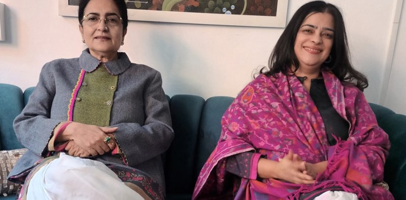 Kiran Choudhry with her daughter Shruti