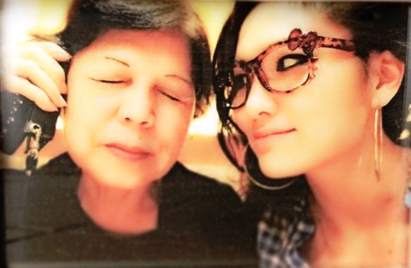 Michelle Lee with her mother