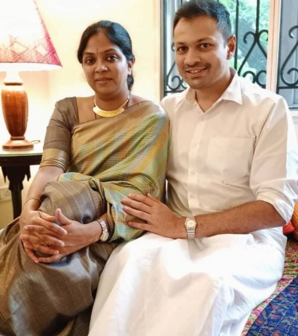 Rakesh Raghunathan with his wife