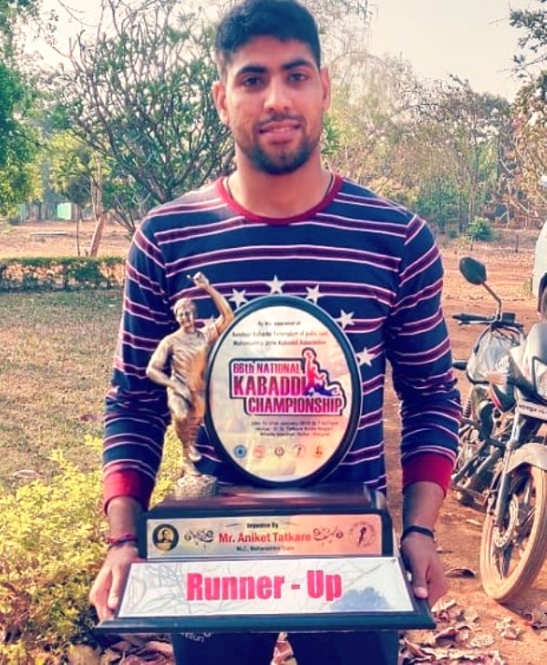 Neeraj Kumar with his trophy