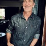 Mark Bennington Height, Age, Wife, Family, Biography & More