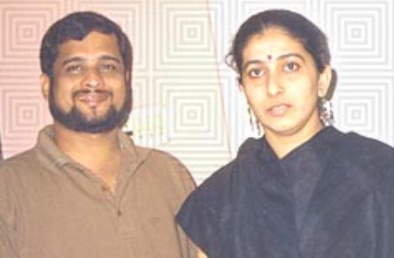 An old picture of Nikhil Wagle with his wife, Meena Karnik