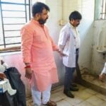 Hemant Patil forcing hospital dean to clean the toilets