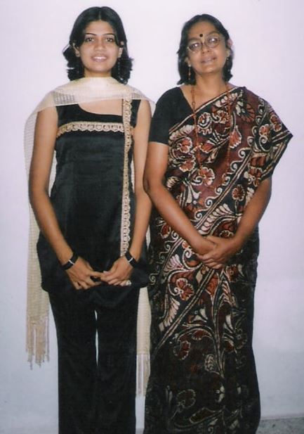 Shoma Sen with her daughter in Nagpur