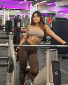 Soniya Singh Khatri Height, Age, Husband, Biography » StarsUnfolded