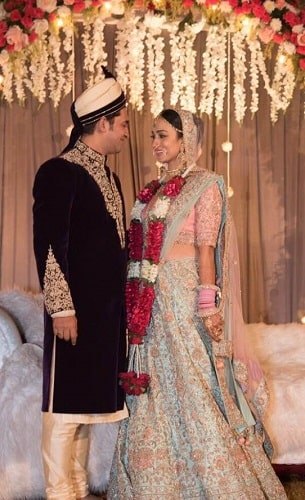 Vaibhav Vishant's wedding picture with Divya