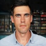 Ryan Holiday Height, Age, Wife, Family, Biography