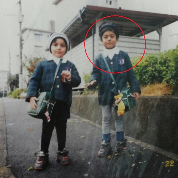 Ducky Bhai and his brother's childhood picture
