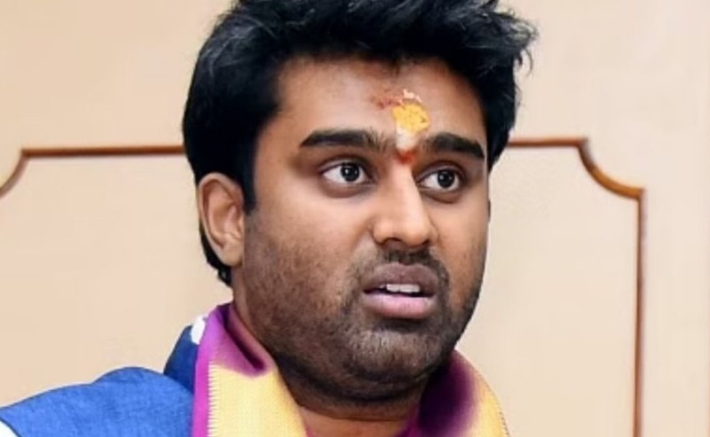Suraj Revanna Age Family Biography StarsUnfolded