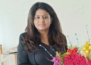 Puja Khedkar Age, Family, Biography » StarsUnfolded