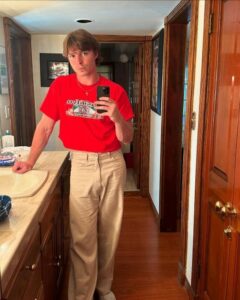 Nicholas Chavez Height, Age, Girlfriend, Family, Biography » StarsUnfolded